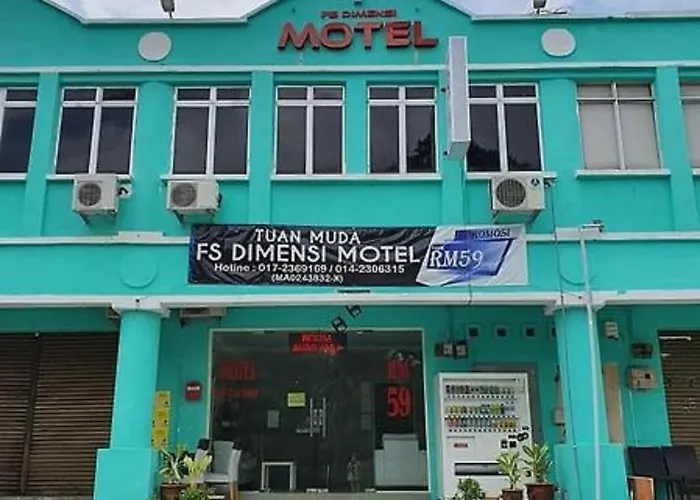 Oyo 90762 Fs Dimensi Hotel Malacca